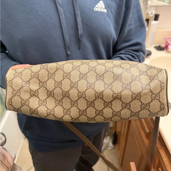 Gucci Tan and Brown GG Crossbody Bag - Picture 7 of 11